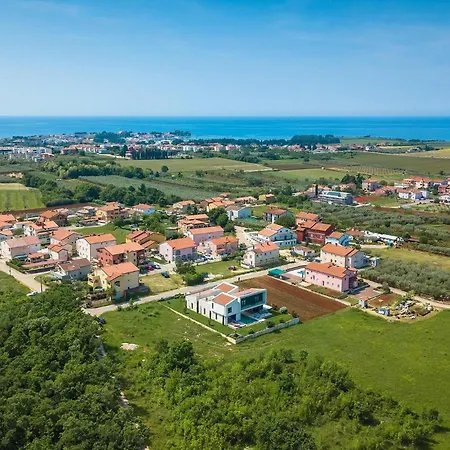 Holiday home Felice Novigrad