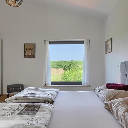 Holiday home Felice Novigrad